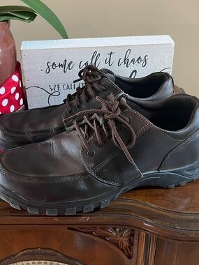 Brown Leather Lace Up Business Casual Men’s 9.5 Rockport Capital Derby Loafers